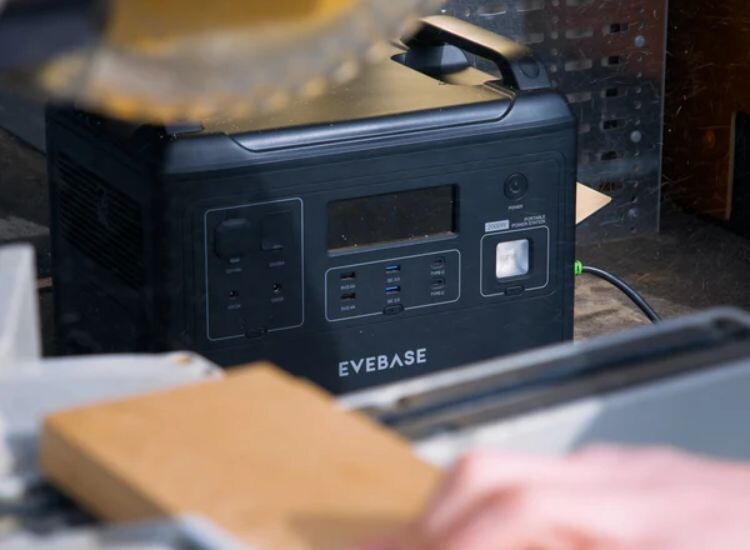 evebase-move-2000-draagbare-powerstation-marree-13.jpg